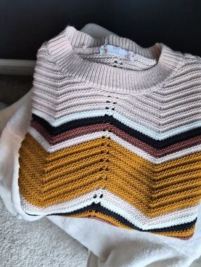 FCT with Love Mustard Brown Chevron‎ Crochet Style Sweater Womens Size Medium